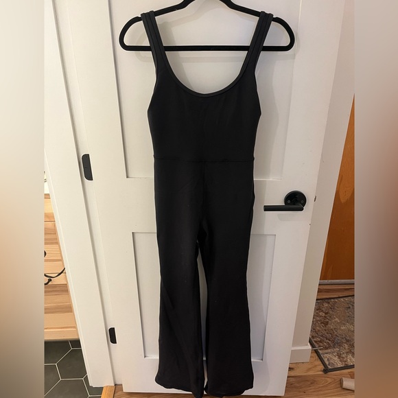 Aritzia jumpsuit - Picture 1 of 3